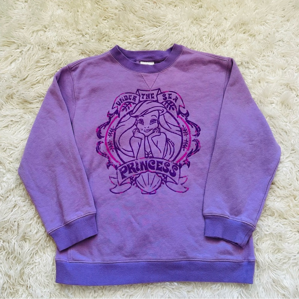 Vintage Disney store Ariel crewneck